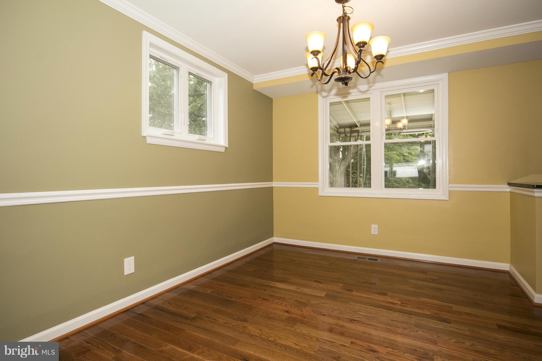 8719 Avondale Road Baltimore, MD 21234 - Photo 15 of 30 Dining Room