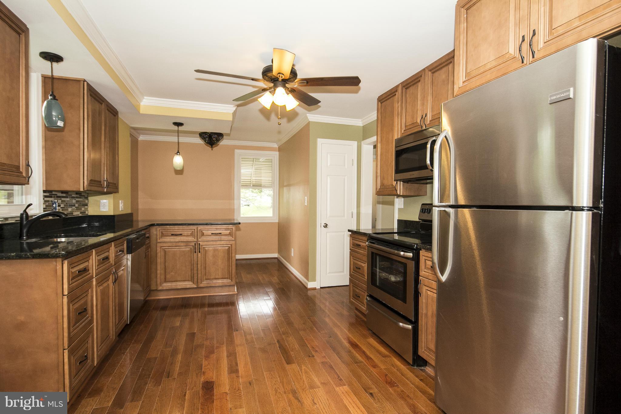 8719 Avondale Road Baltimore, MD 21234 - Photo 10 of 30 Kitchen