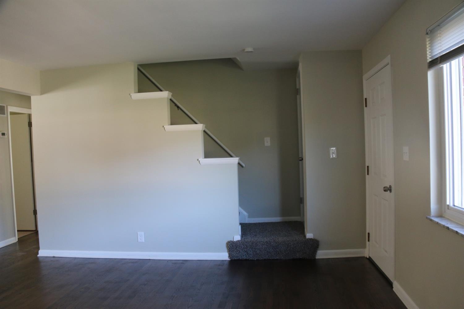 3347 Alexis Road Cincinnati, OH 45239 - Photo 8 of 28 Gallery Image 8