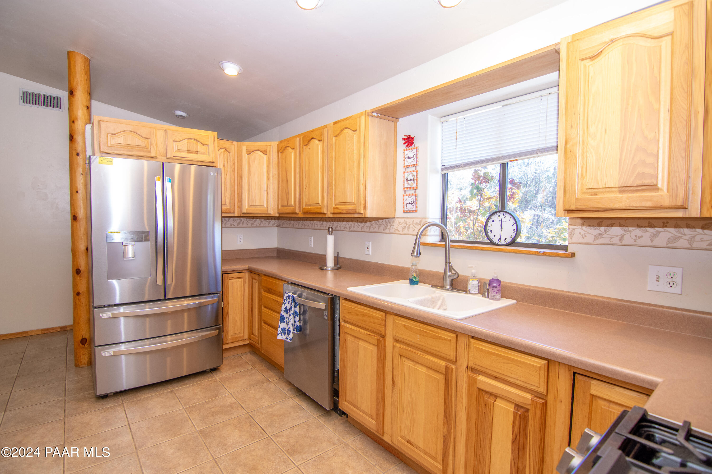 6950 Musgrove Road Skull Valley, AZ 86338 - Photo 11 of 38 Kitchen