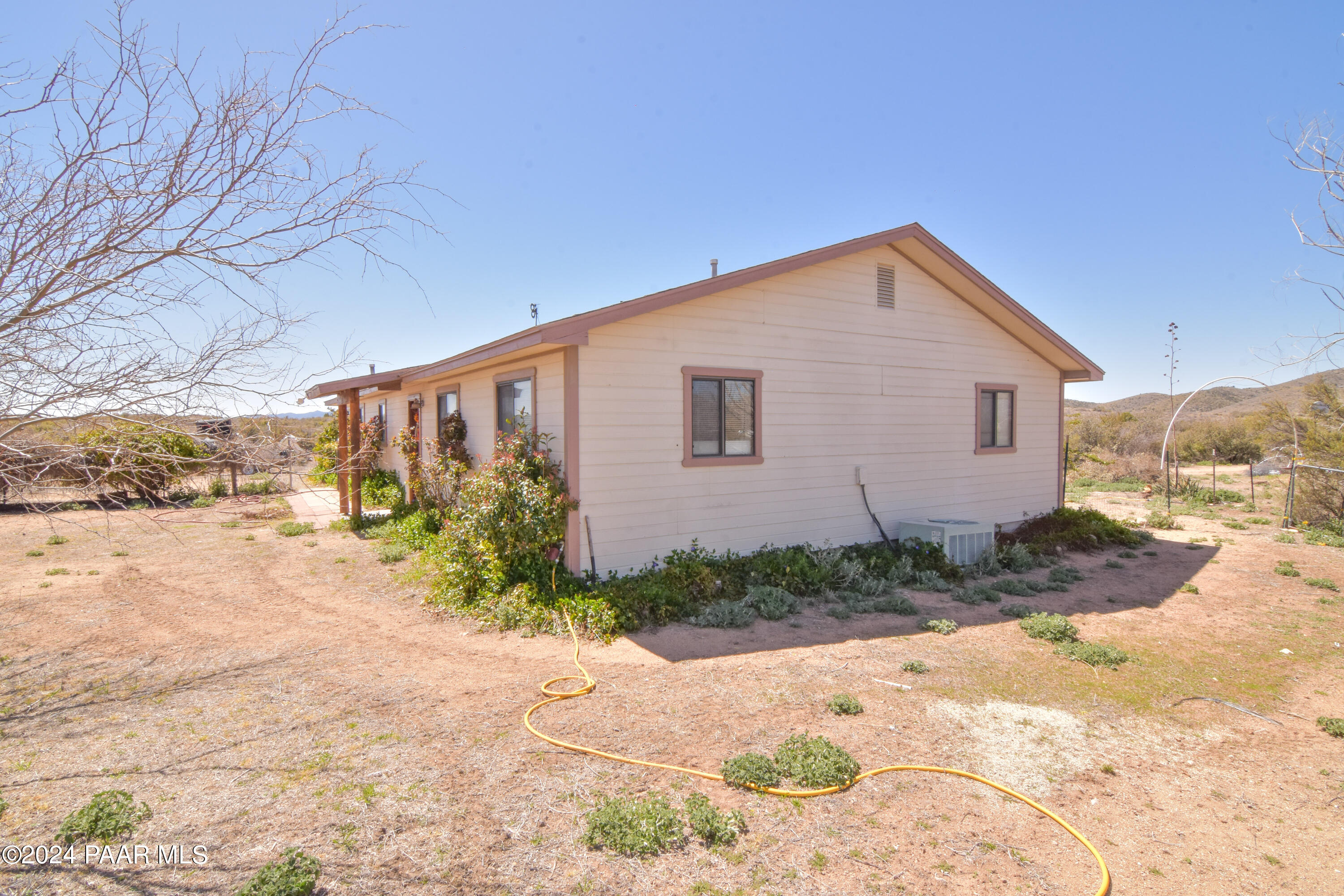 6950 Musgrove Road Skull Valley, AZ 86338 - Photo 30 of 38 Side Yard