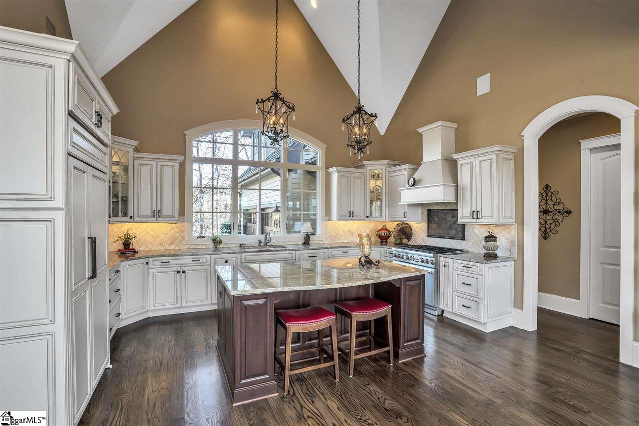 204 Cool Water Way Sunset, SC 29685 - Photo 10 of 35 Gallery Image 10