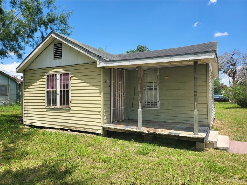 221 West Van Week Street, Edinburg, TX 78541 Compass