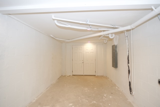 317 Pendleton Road Clemson, SC 29631 - Photo 35 of 36 A utilitarian basement space offers ample storage potential and functional infrastructure.