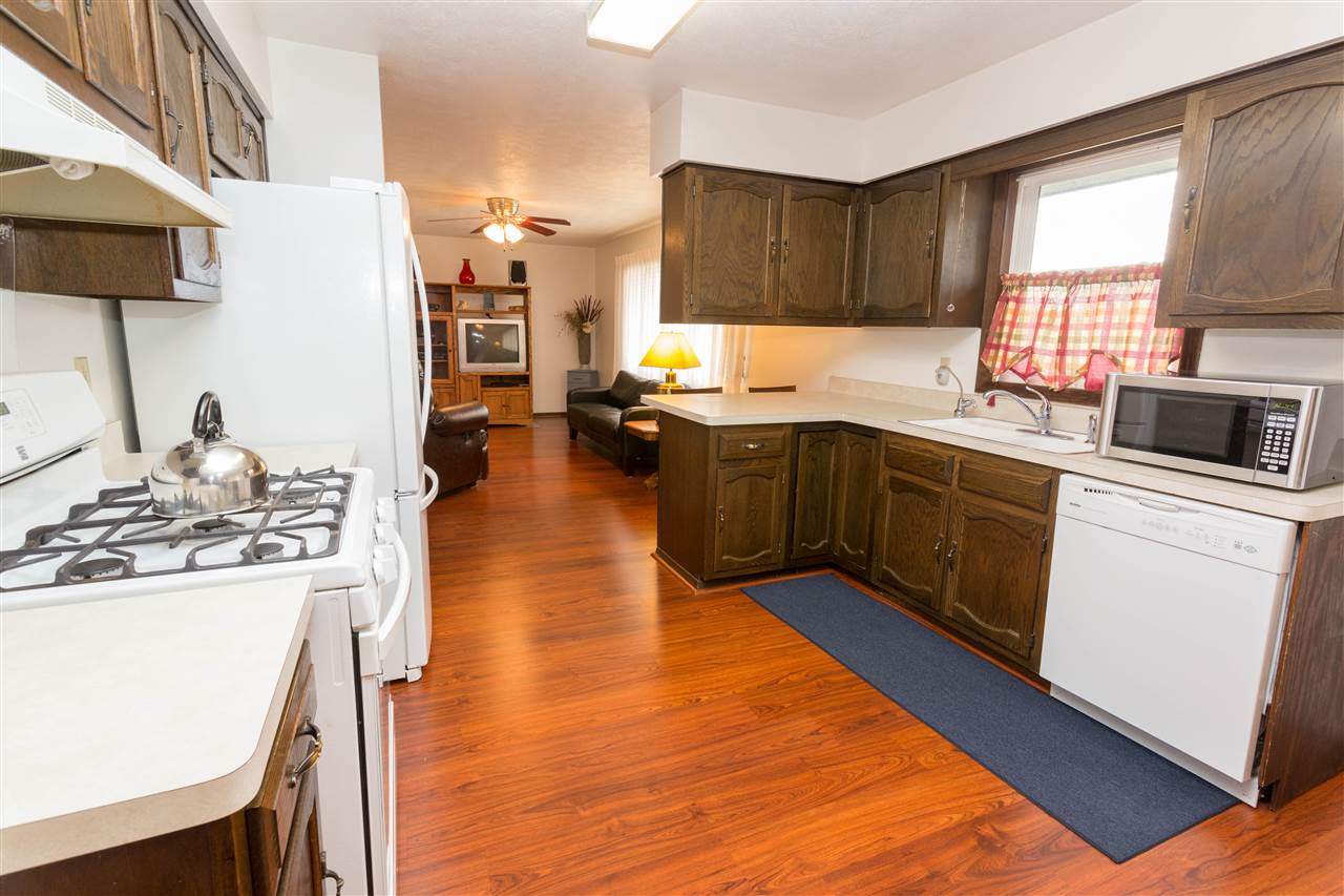 1098 Aldrin Road Rockton, IL 61072 - Photo 6 of 20 Gallery Image 6