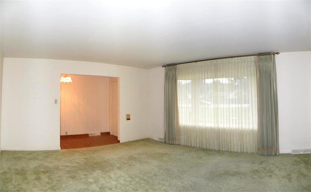 5638 Thompson Road Indianapolis, IN 46221 - Photo 4 of 29 Gallery Image 4