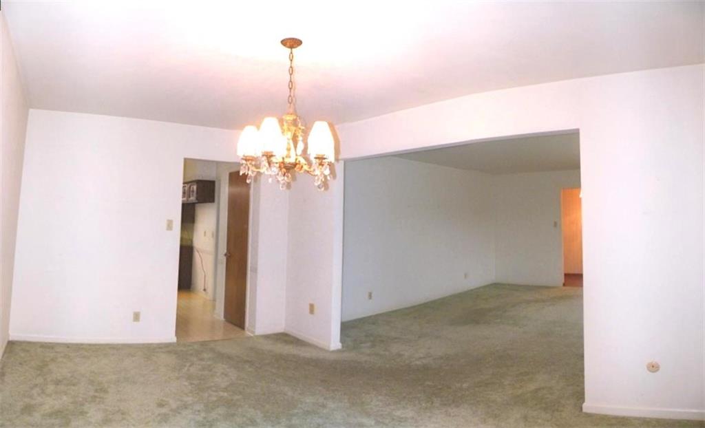 5638 Thompson Road Indianapolis, IN 46221 - Photo 7 of 29 Gallery Image 7
