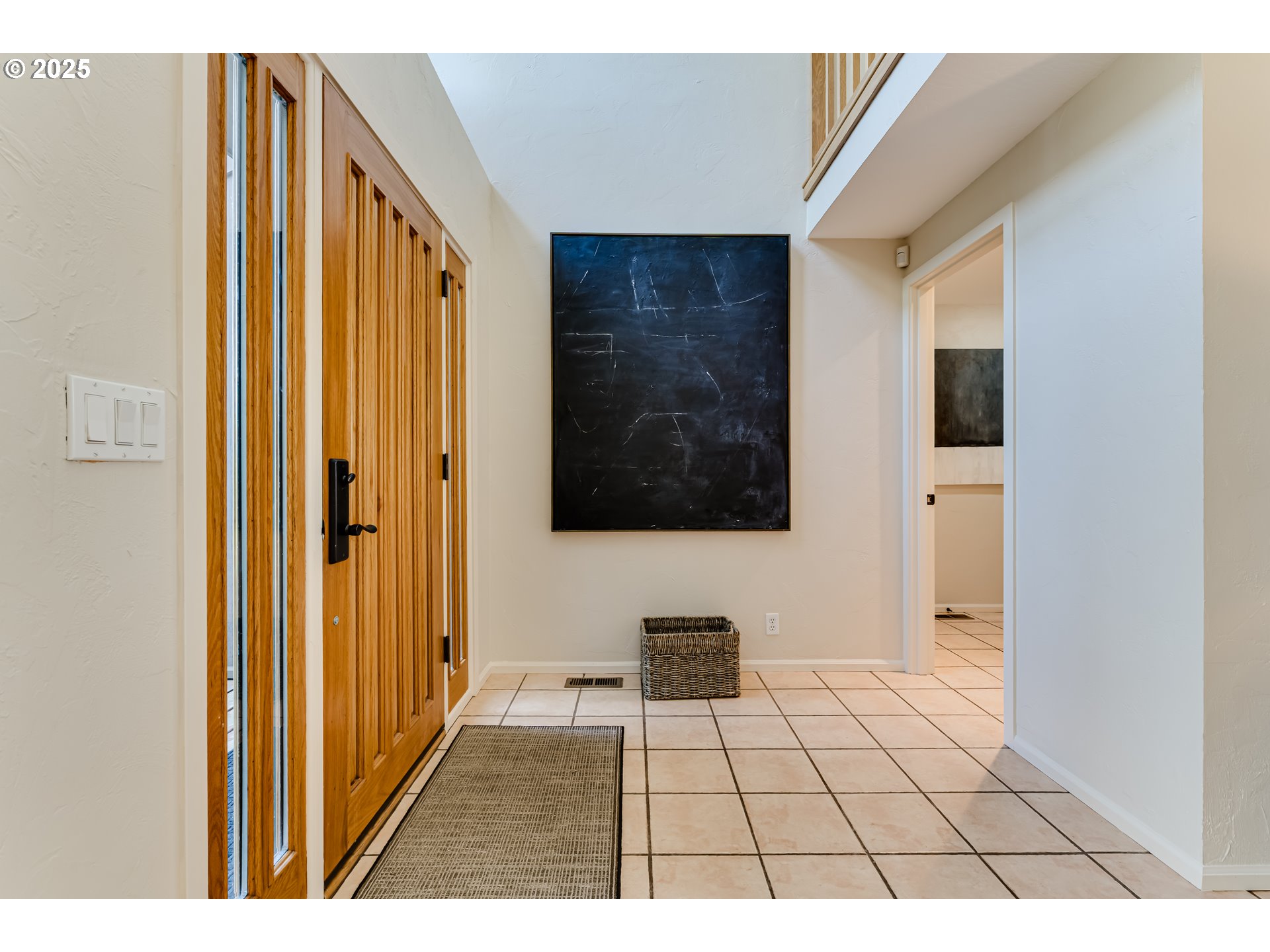 86410 Pine Grove Road Eugene, OR 97402 - Photo 5 of 47 Entrance/Foyer
