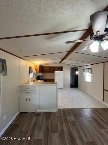 $1,500 | 118 Royal Street Northeast, Leland, NC 28451