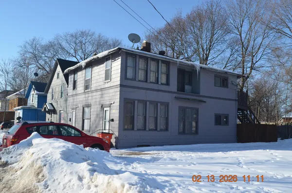 $69,900 | 520 Broadway, Benton Harbor, MI 49022