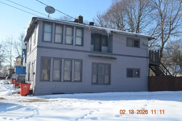 $69,900 | 520 Broadway, Benton Harbor, MI 49022