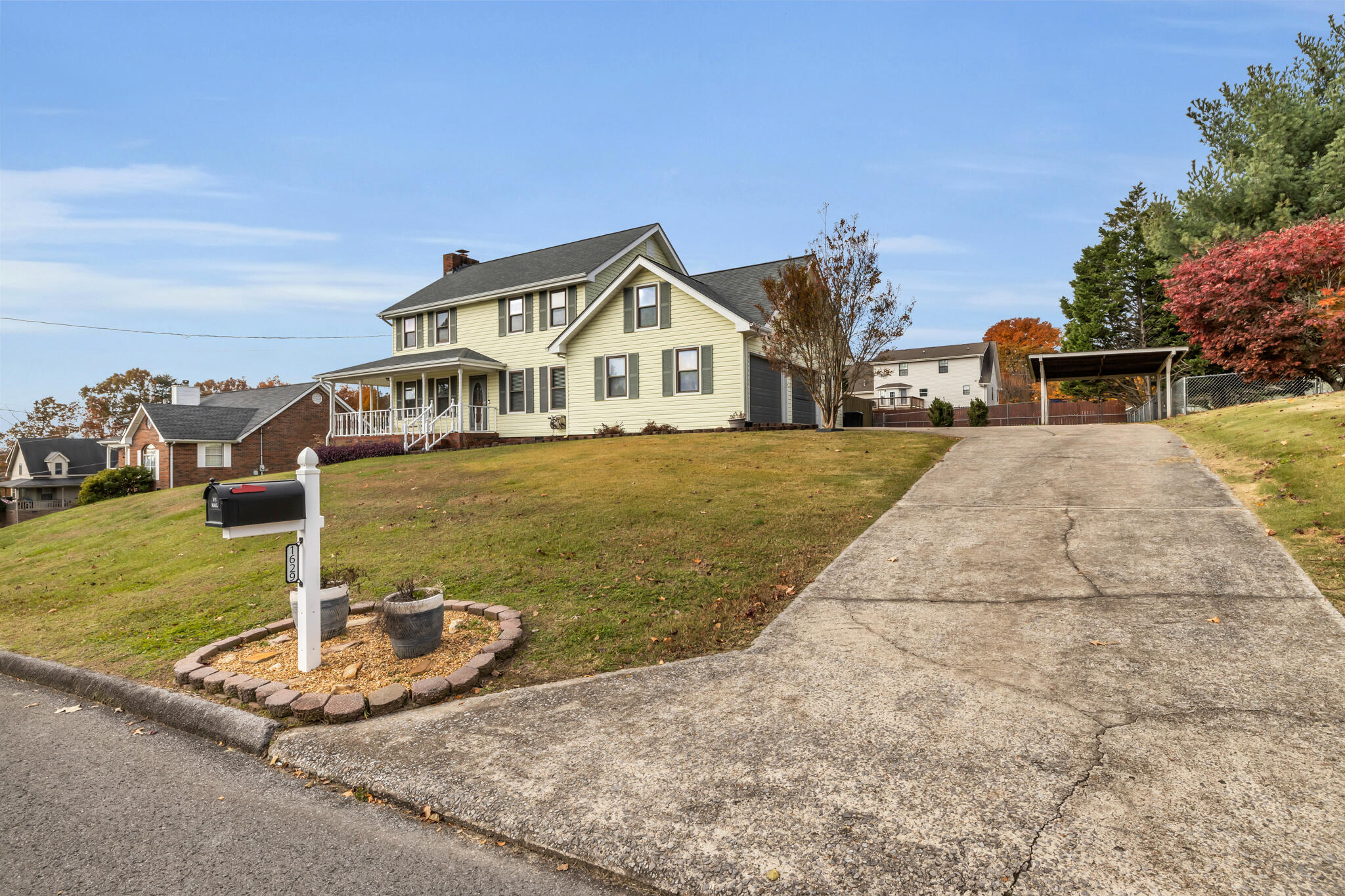 1629 West Rebel Road Rossville, GA 30741 - Photo 3 of 35 4T1A8328