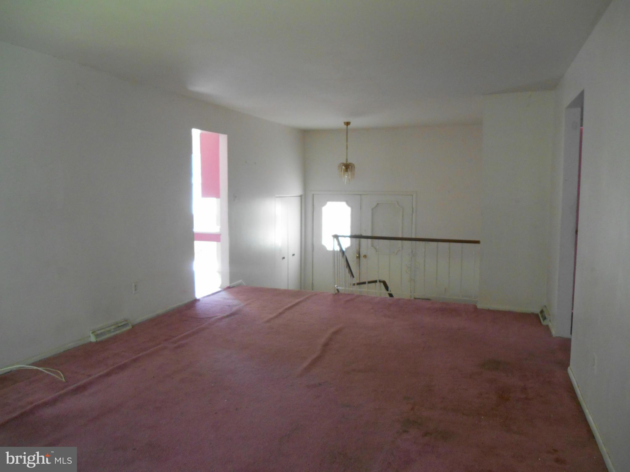 3624 Templar Road Randallstown, MD 21133 - Photo 8 of 21 Living Room