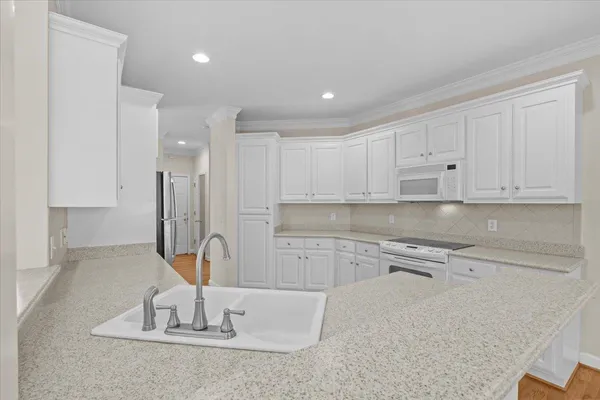 $599,900 | 523 Meadowsweet Lane, Greenville, SC 29615