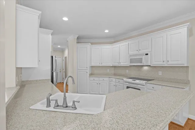 $599,900 | 523 Meadowsweet Lane, Greenville, SC 29615