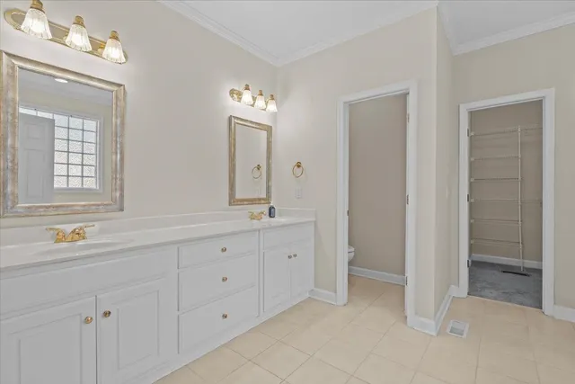 $599,900 | 523 Meadowsweet Lane, Greenville, SC 29615