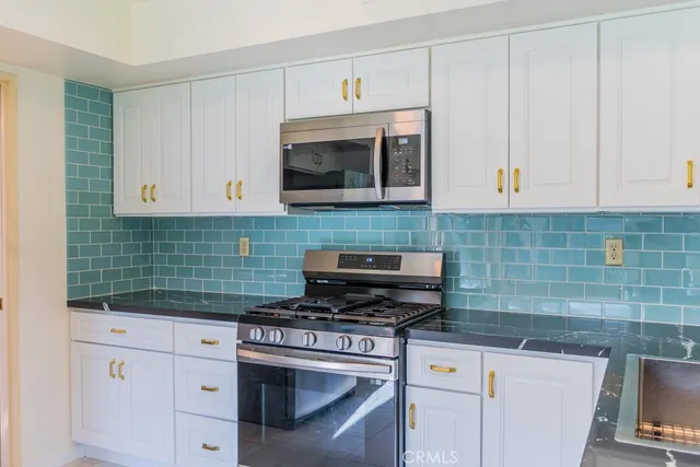 $4,500 | 20558 Romar Lane, Santa Clarita, CA 91350