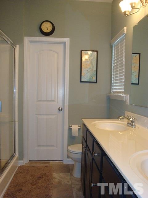 633 Smith Ridge Way Fuquay-Varina, NC 27526 - Photo 8 of 11 Gallery Image 8
