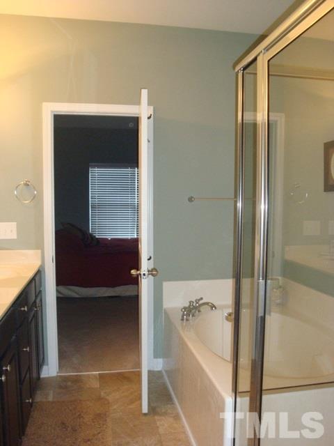 633 Smith Ridge Way Fuquay-Varina, NC 27526 - Photo 9 of 11 Gallery Image 9