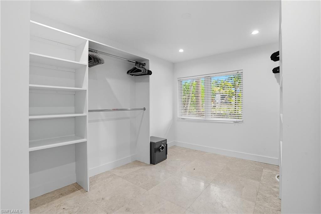 5122 Starfish Avenue Naples, FL 34103 - Photo 16 of 33