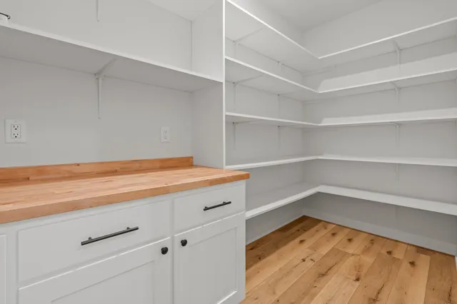 $719,900 | 4082 Hanover Drive, DeForest, WI 53532