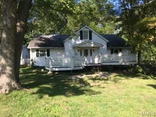 $1,675 | 146 Shore Drive Southwest, Holiday Shores, IL 62025