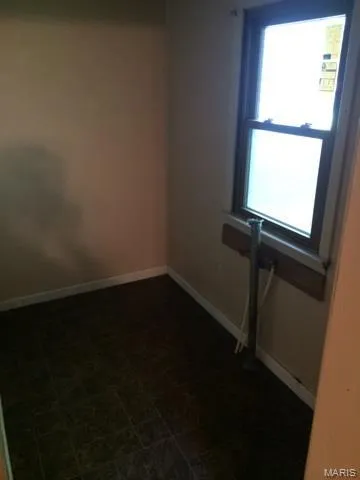 $1,675 | 146 Shore Drive Southwest, Holiday Shores, IL 62025