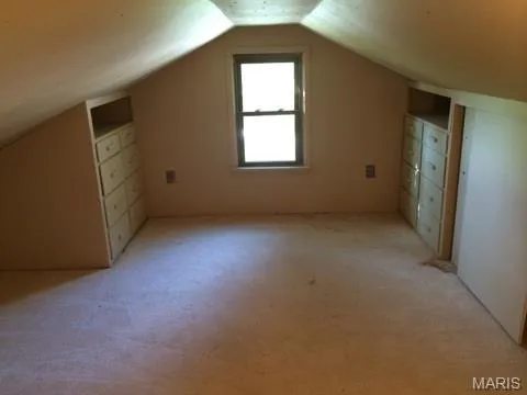 $1,675 | 146 Shore Drive Southwest, Holiday Shores, IL 62025