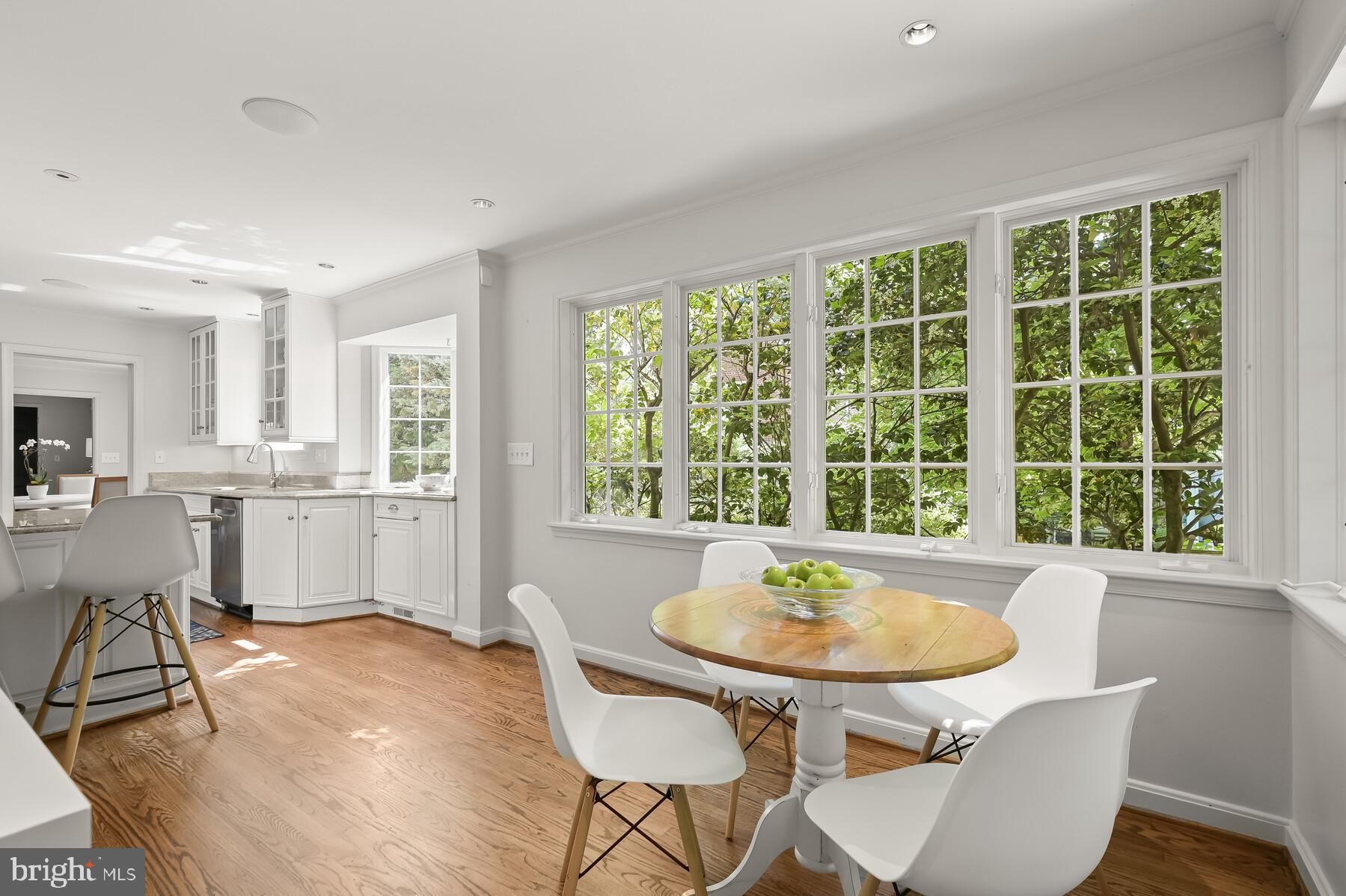 4810 Upton Street Northwest Washington, DC 20016 - Photo 12 of 28