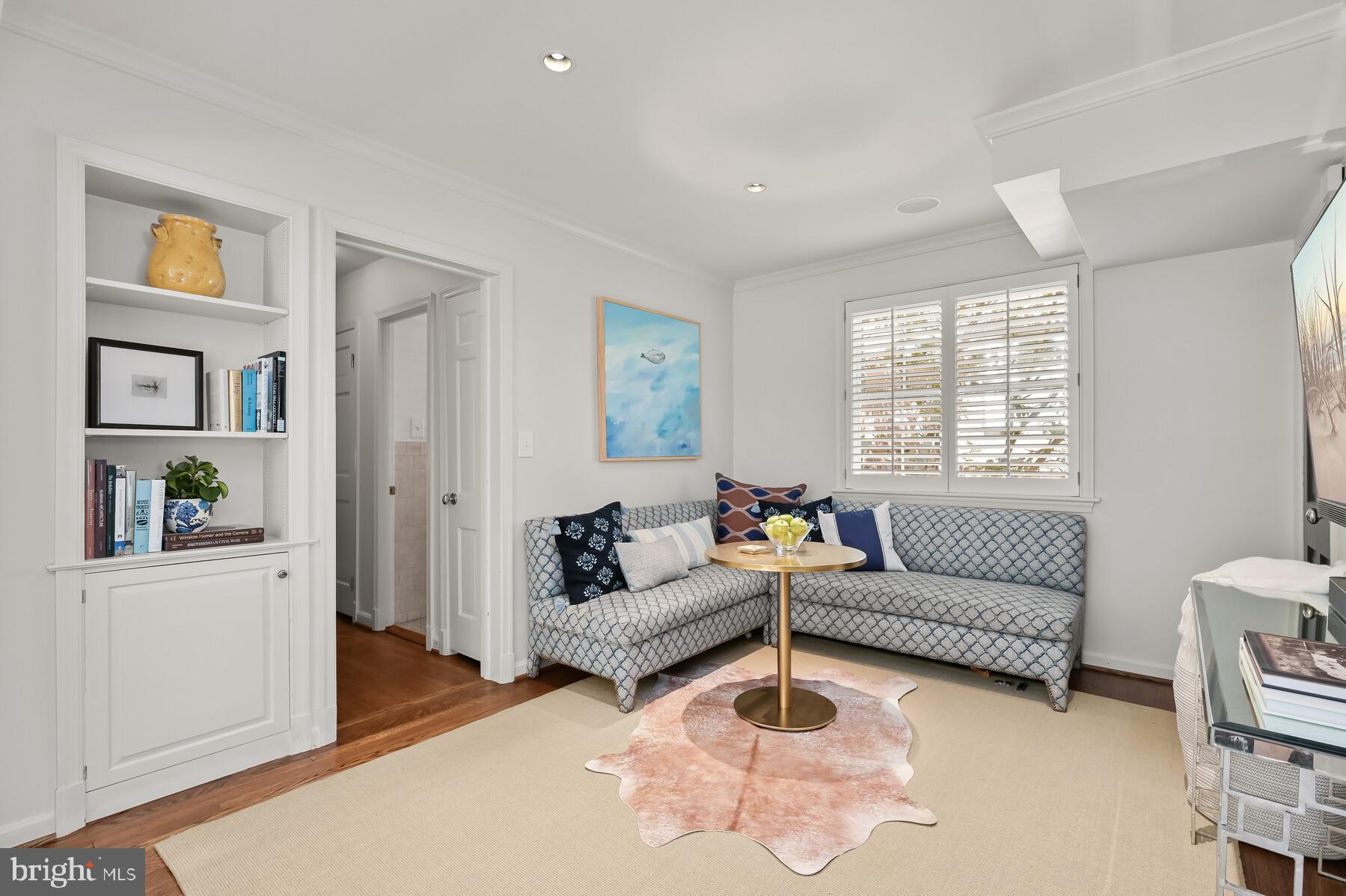 4810 Upton Street Northwest Washington, DC 20016 - Photo 8 of 28