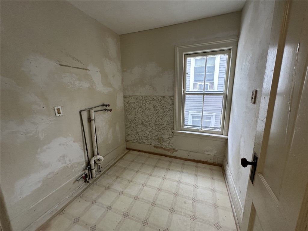 52 Dr Samuel McCree Way Rochester, NY 14608 - Photo 25 of 35