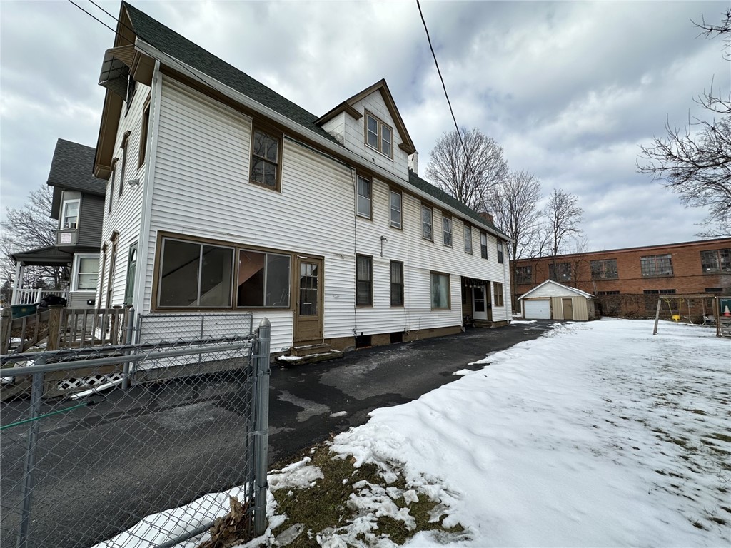 52 Dr Samuel McCree Way Rochester, NY 14608 - Photo 4 of 35