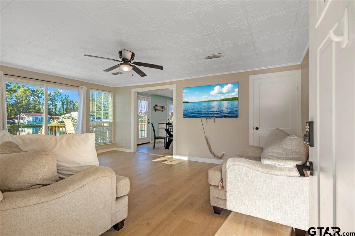 10286 US Highway 69 North Tyler, TX 75706 - Photo 14 of 31 a living room with furniture and a large window