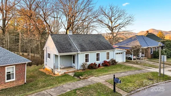 $369,000 | 3 Enka Oak Street, Candler, NC 28715