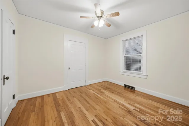 $375,000 | 3 Enka Oak Street, Candler, NC 28715