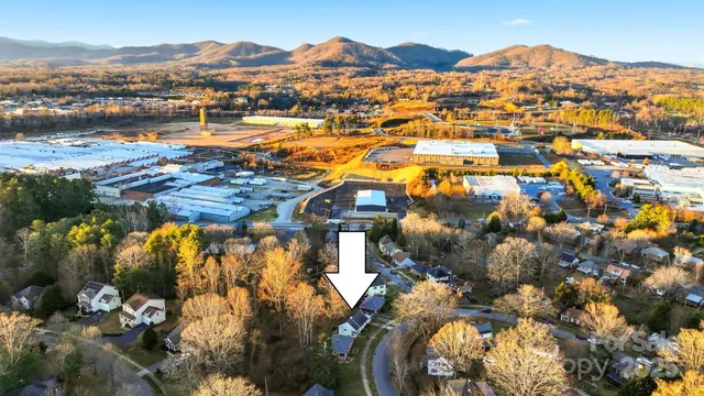 $375,000 | 3 Enka Oak Street, Candler, NC 28715