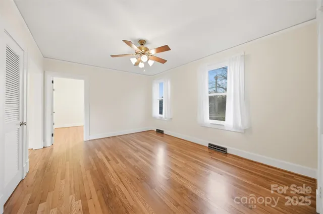 $375,000 | 3 Enka Oak Street, Candler, NC 28715