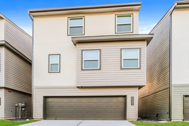 $2,090 | 18427 Idyllic Alley, Shenandoah, TX 77385