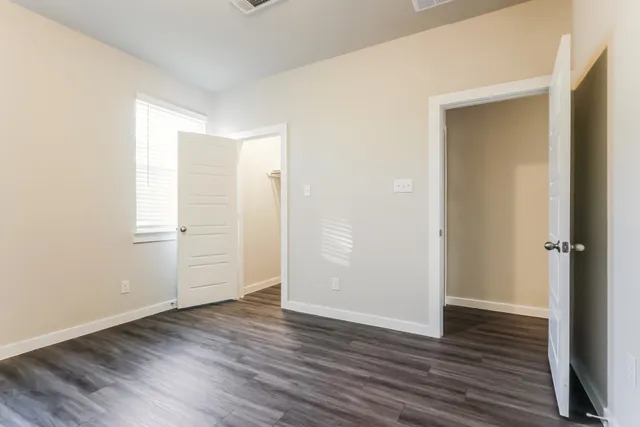 $2,090 | 18427 Idyllic Alley, Shenandoah, TX 77385