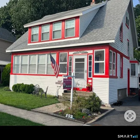 $415,000 | 34 Cleveland Avenue, Milford, CT 06460