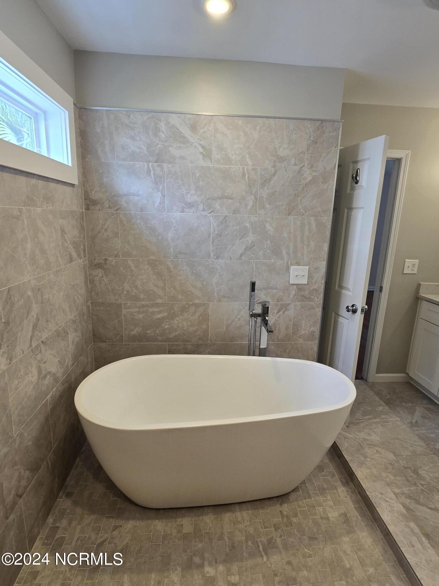 1478 East Boiling Spring Road Southport, NC 28461 - Photo 37 of 71 20240911_150554