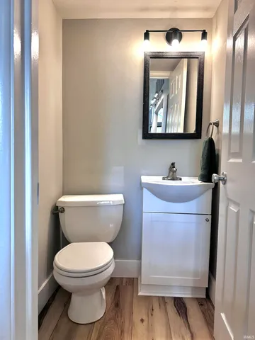 $2,200 | 7102 Woodhue Lane, Fort Wayne, IN 46804