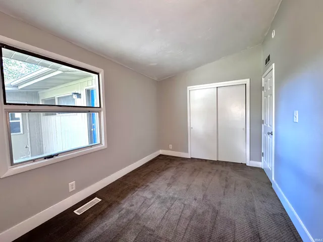 $2,200 | 7102 Woodhue Lane, Fort Wayne, IN 46804