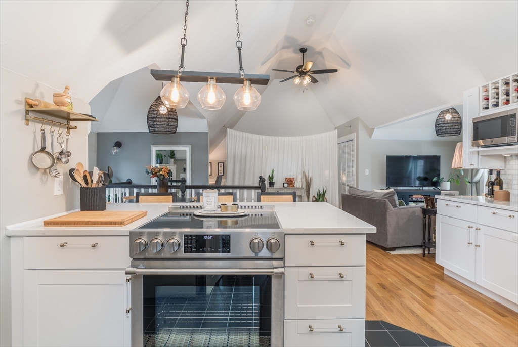 36 Saxton Street, Unit 3 Boston, MA 02125 - Photo 1 of 12