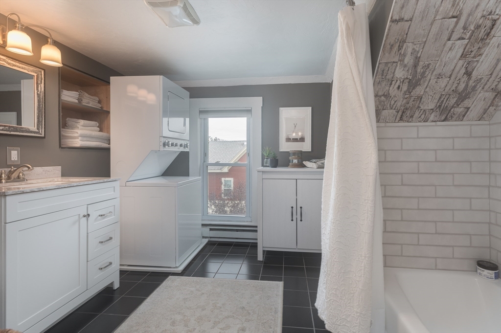 36 Saxton Street, Unit 3 Boston, MA 02125 - Photo 10 of 12