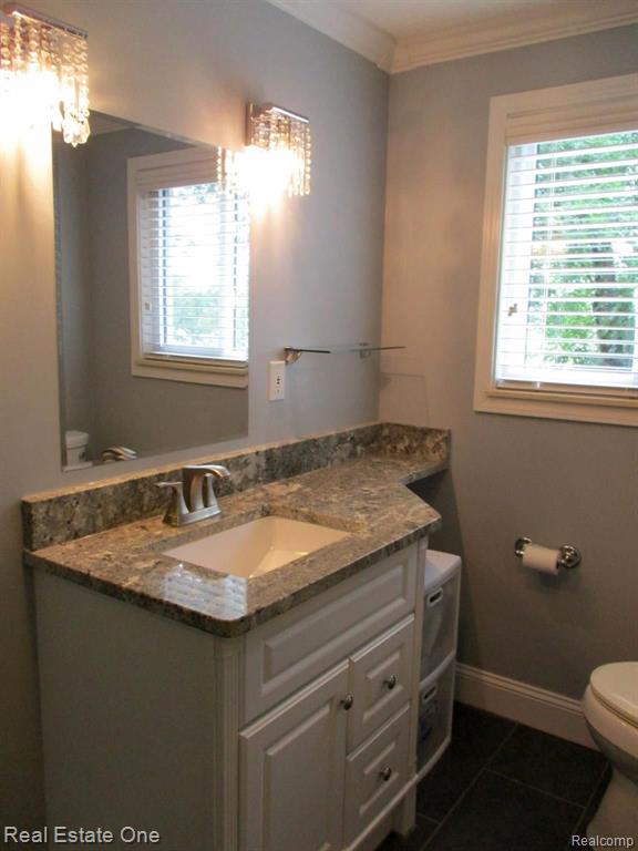 3195 Hessel Avenue Rochester Hills, MI 48307 - Photo 29 of 36