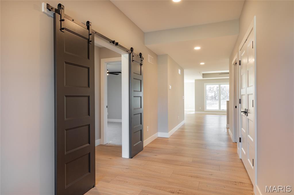 104 Windsor Drive Alton, IL 62002 - Photo 17 of 52