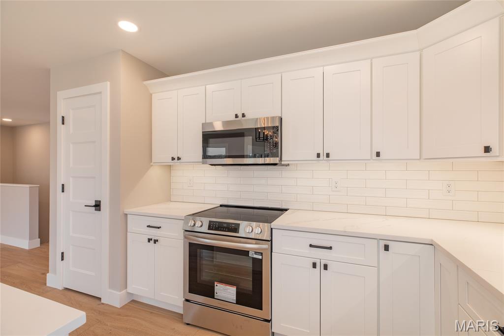 104 Windsor Drive Alton, IL 62002 - Photo 24 of 52