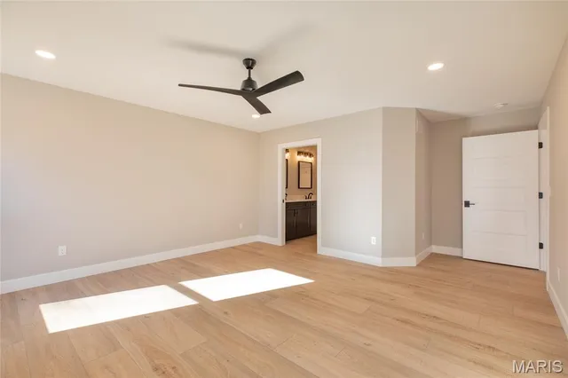 $439,000 | 104 Windsor Drive, Alton, IL 62002