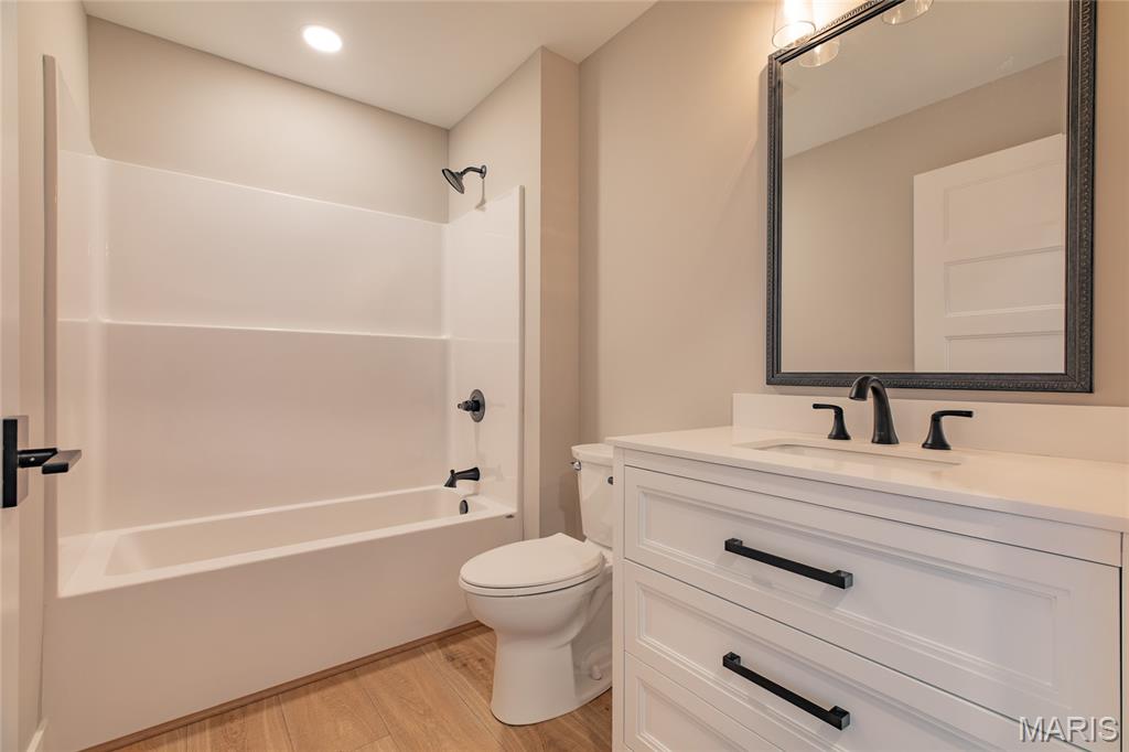 104 Windsor Drive Alton, IL 62002 - Photo 43 of 52